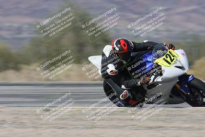 media/Oct-05-2025-CVMA (Sun) [[beeef4f201]]/Race 15-Amateur Formula Middleweight/